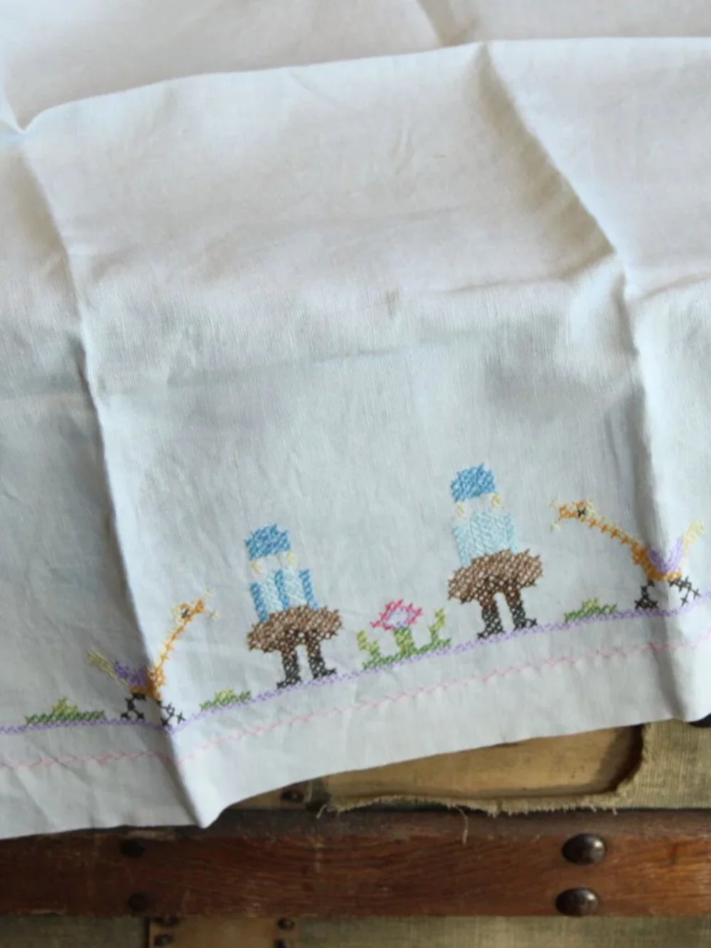 Vintage 1950s Hand Towel, White Linen Cross-stitched, Embroidery Tea Towel